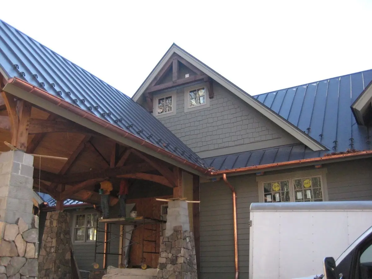 Craftsman Roofing team delivering quality roofing work in Indian Creek